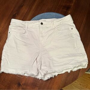 Nine West White Jean Shorts stretch Distressed Hem Summer Style size 16
